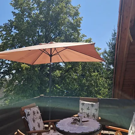Ueber Den Daechern Von Forstlahm - Kulmbach, Im Chalet-stil Apartamento